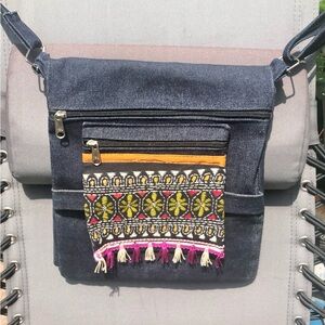 Cool, Strong Jean Guatemalan Sac.  Not too big & not too small.  Very Unique!